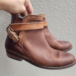 Earth Oaken Boho Cross Strap Distressed Brown Leather Ankle Boots,‎ EU 38 US 7.5